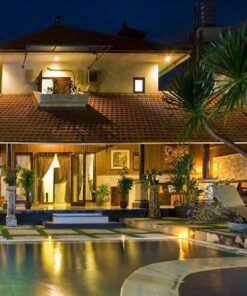 Biệt thự sân vườn sát sân bay Nội Bài